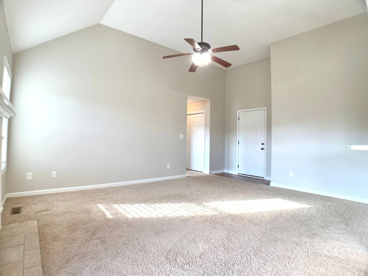 House for rent at 842 Shelton Circle, Clarksville, TN 37042