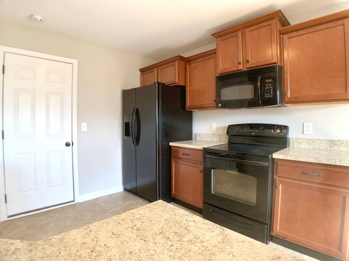 House for rent at 842 Shelton Circle, Clarksville, TN 37042