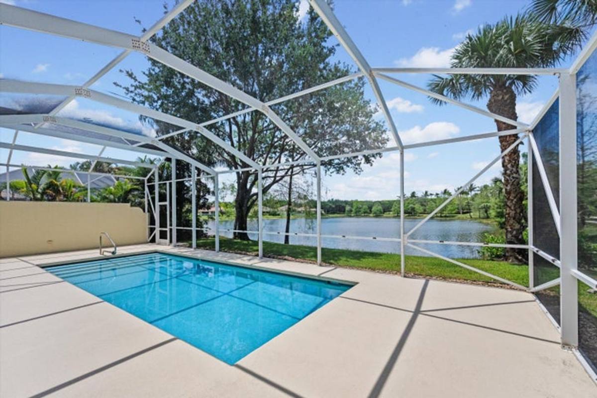 House for rent at 2057 Futana Way, Wellington, FL 33414