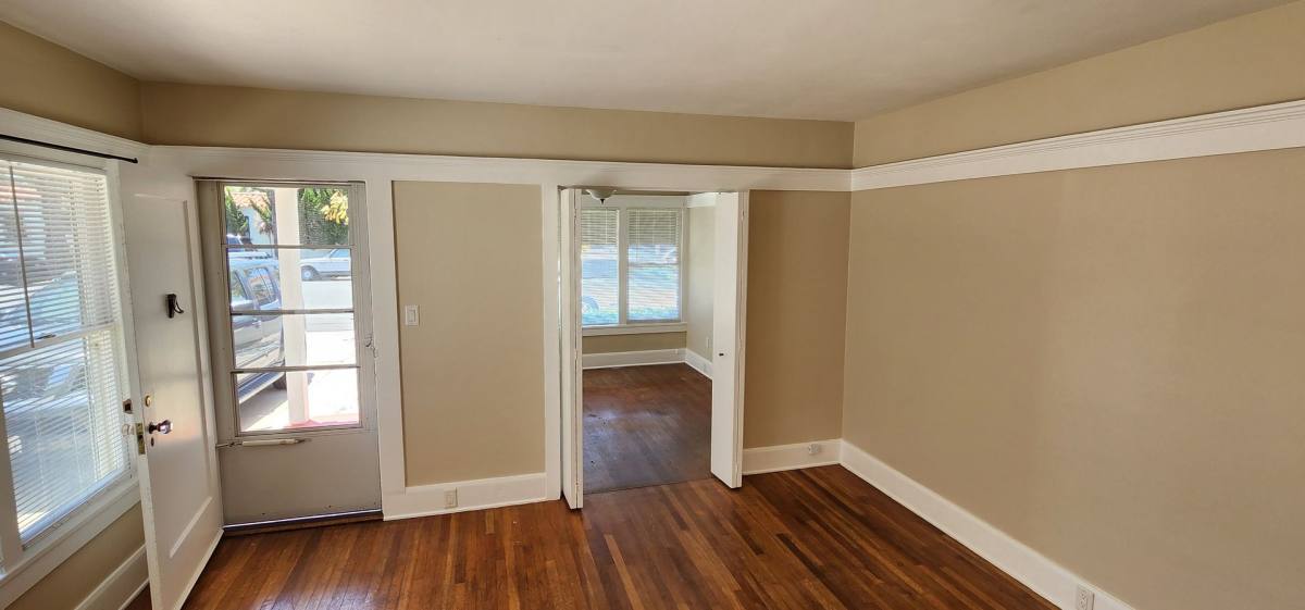 Apartment for rent at 921-923 9th St, Coronado, CA 92118