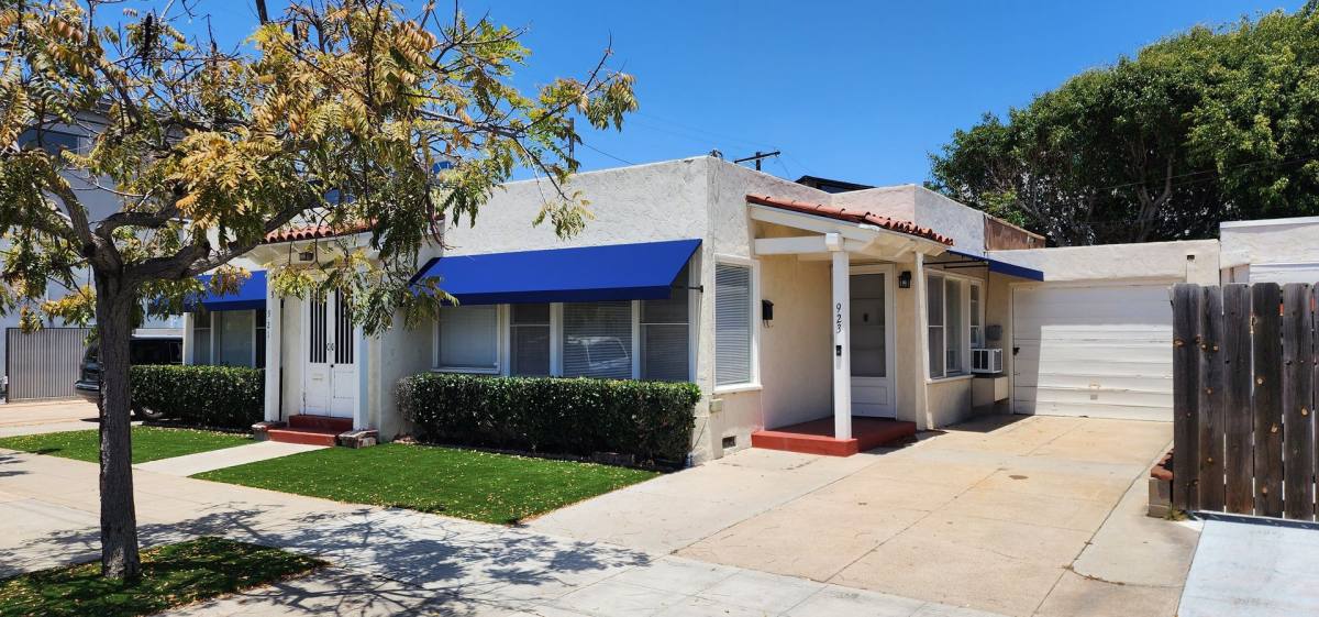 Apartment for rent at 921-923 9th St, Coronado, CA 92118