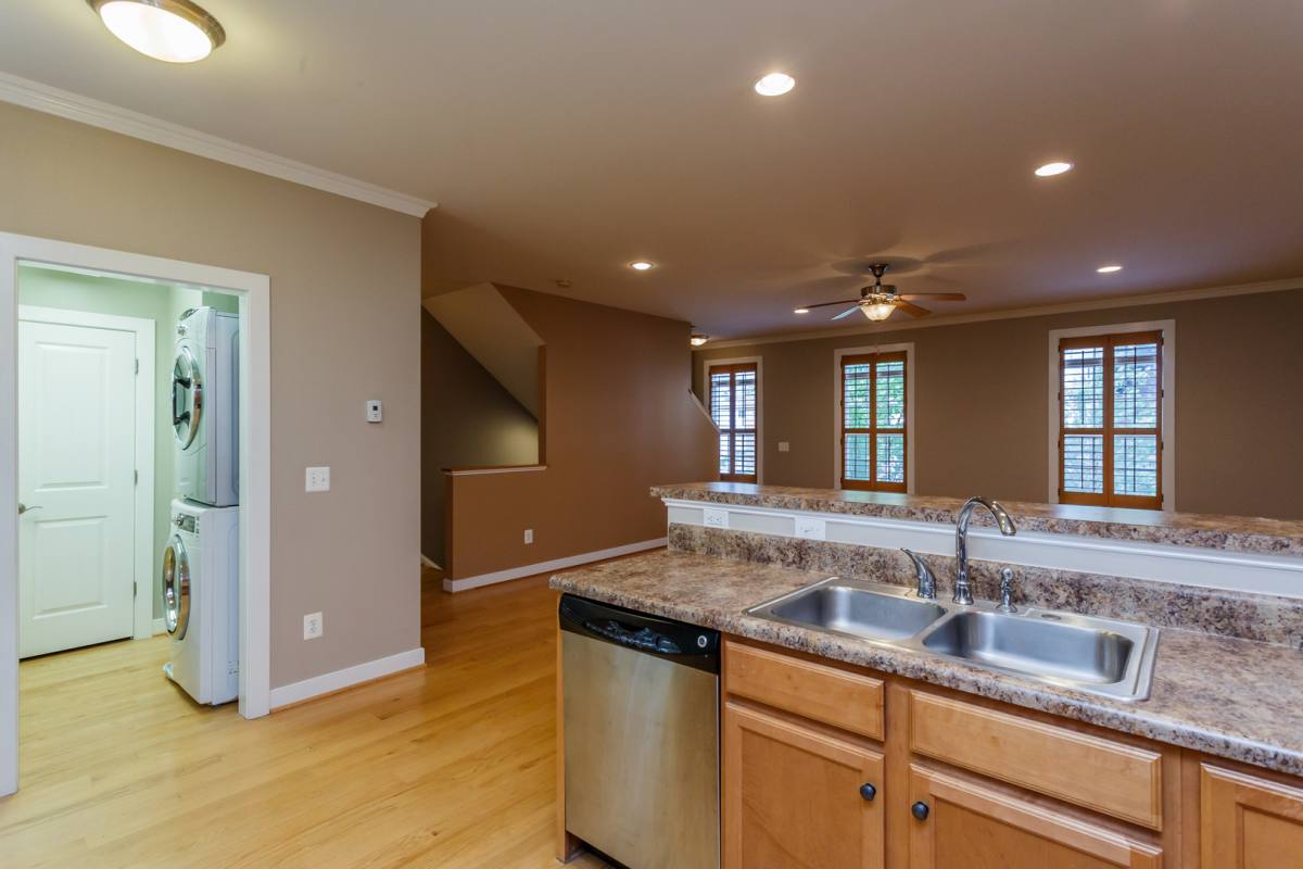 Townhouse for rent at 154 Brookwood Dr, Charlottesville, VA 22902