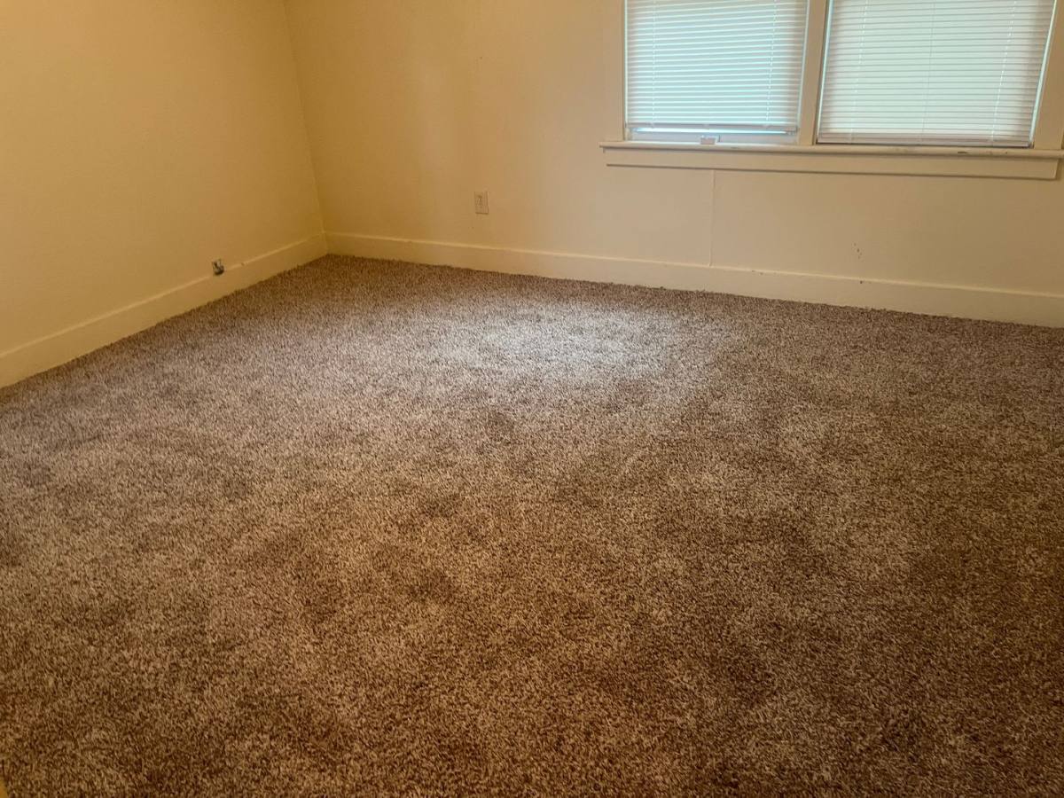 House for rent at 328 Williamsburg St NE, Aiken, SC 29801