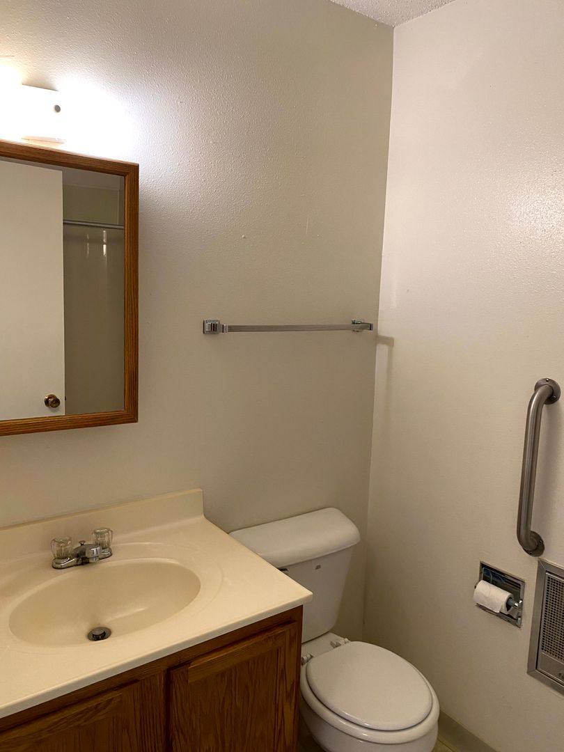 Apartment for rent at 2523 Perry Park Ave, Perry, IA 50220