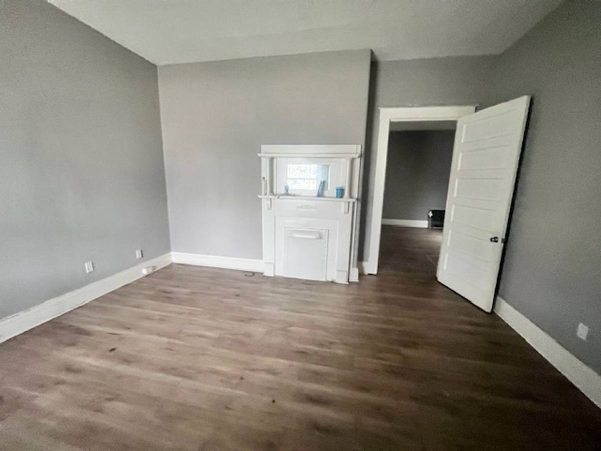 Apartment for rent at 2716 S 6th St, Louisville, KY 40208