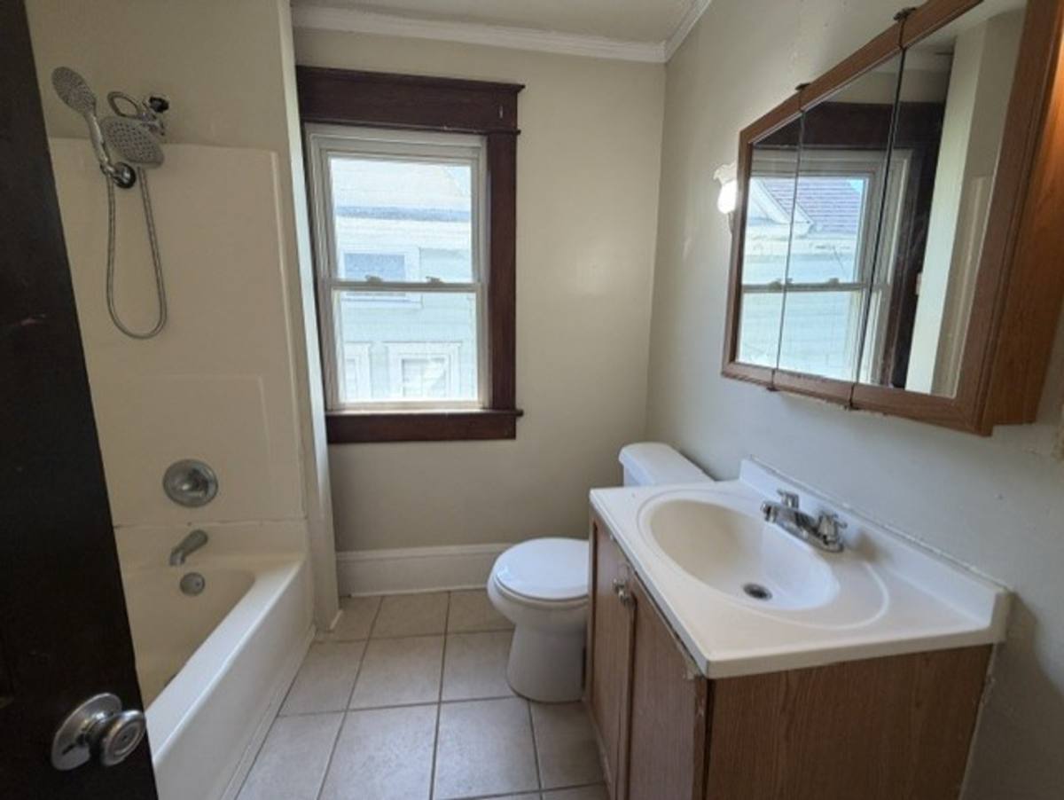 House for rent at 768 Beardsley St, Akron, OH 44311