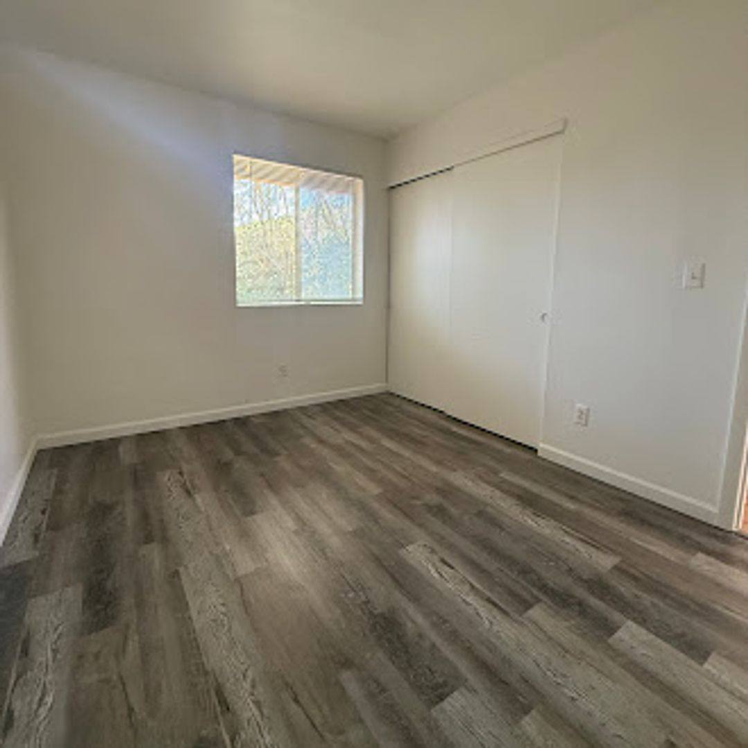 Apartment for rent at 10213 N 15th Ave, Phoenix, AZ 85021