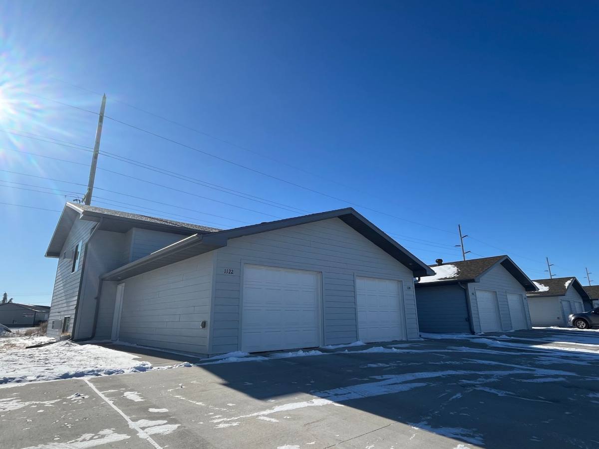 Townhouse for rent at 1112-1178 Scout Dr, Watertown, SD 57201