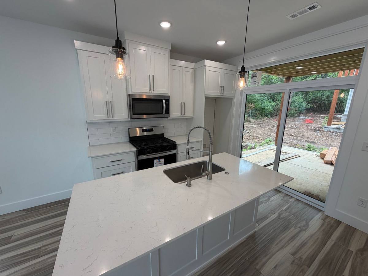House for rent at 916 N Sang Ave, Fayetteville, AR 72701