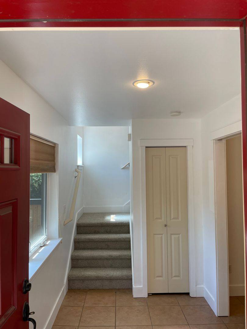 Townhouse for rent at 5947 Delridge Way SW, Seattle, WA 98106