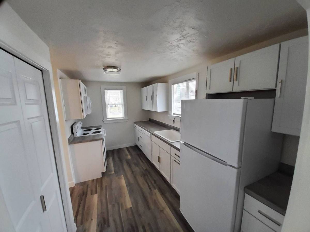 House for rent at 1368 Cherry St, Green Bay, WI 54301