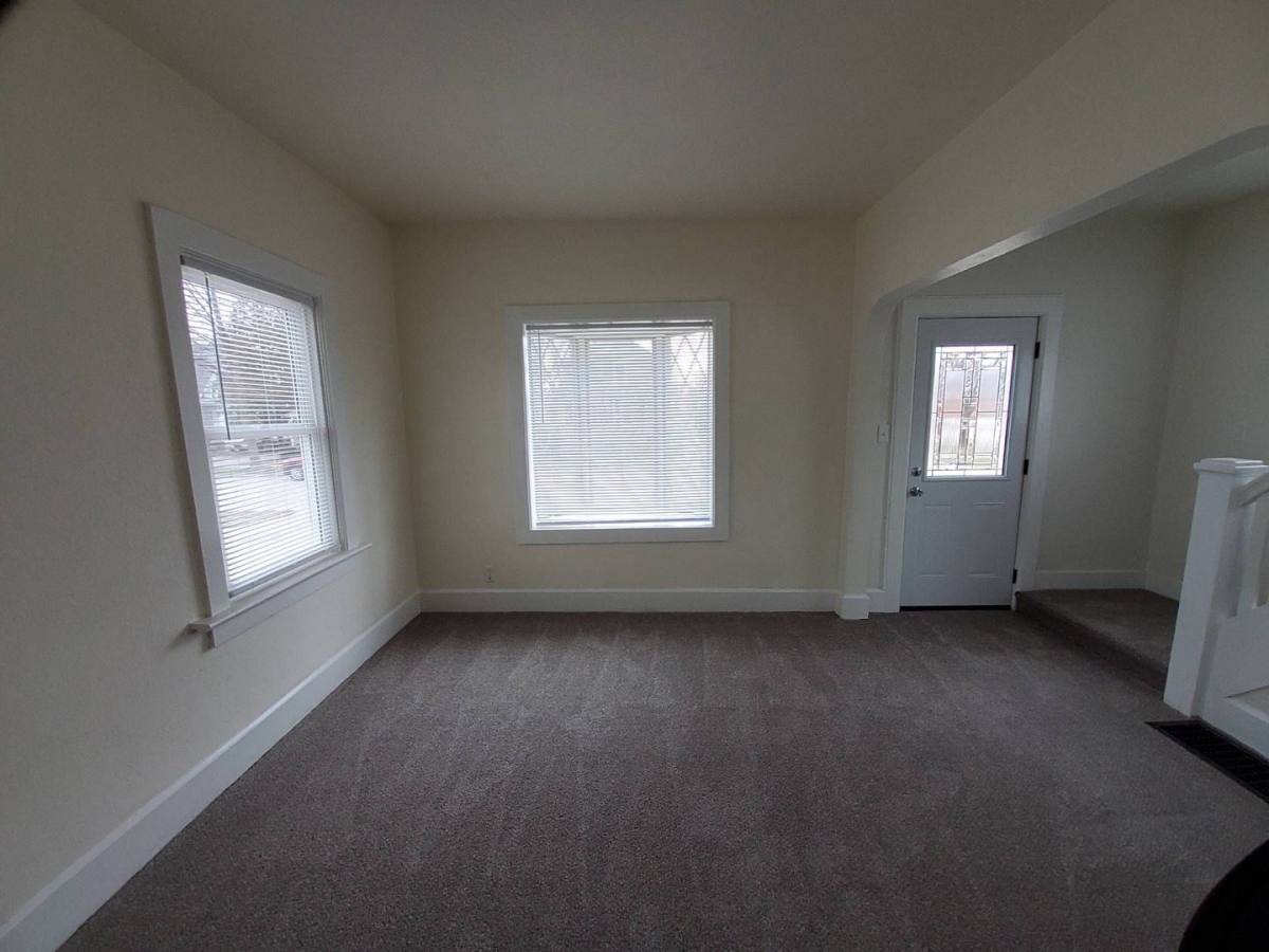 House for rent at 1368 Cherry St, Green Bay, WI 54301