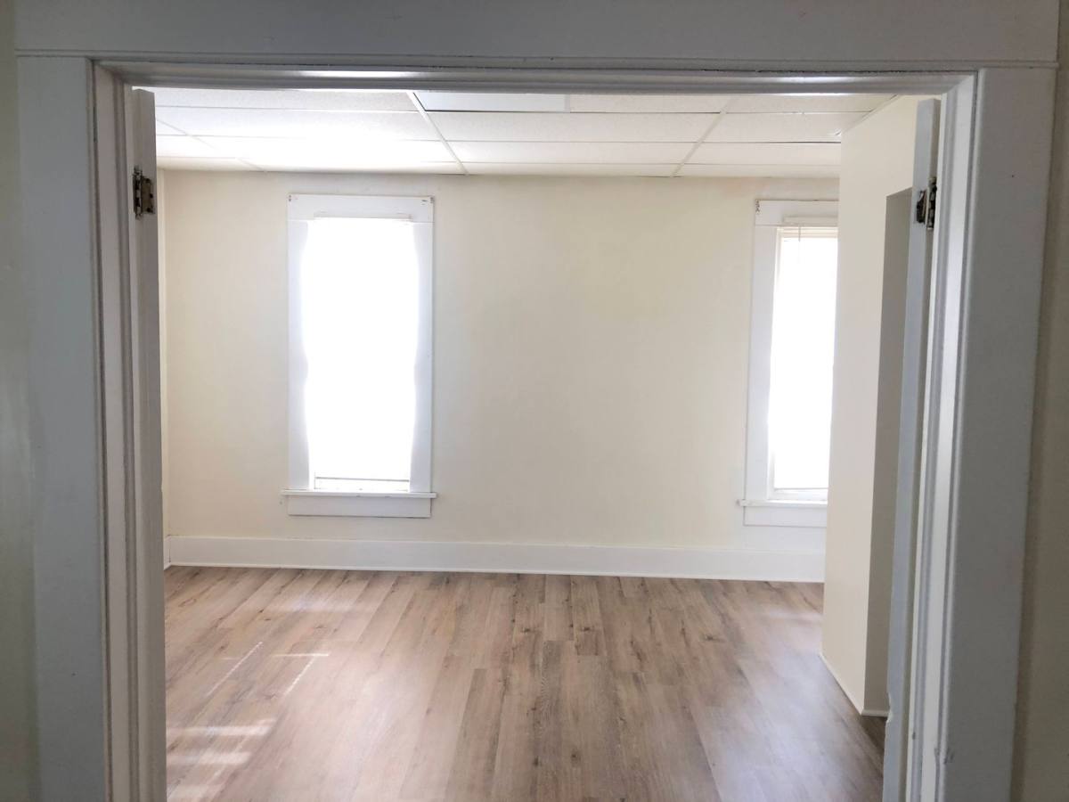 Apartment for rent at 100 W 11th Ave, Hutchinson, KS 67501