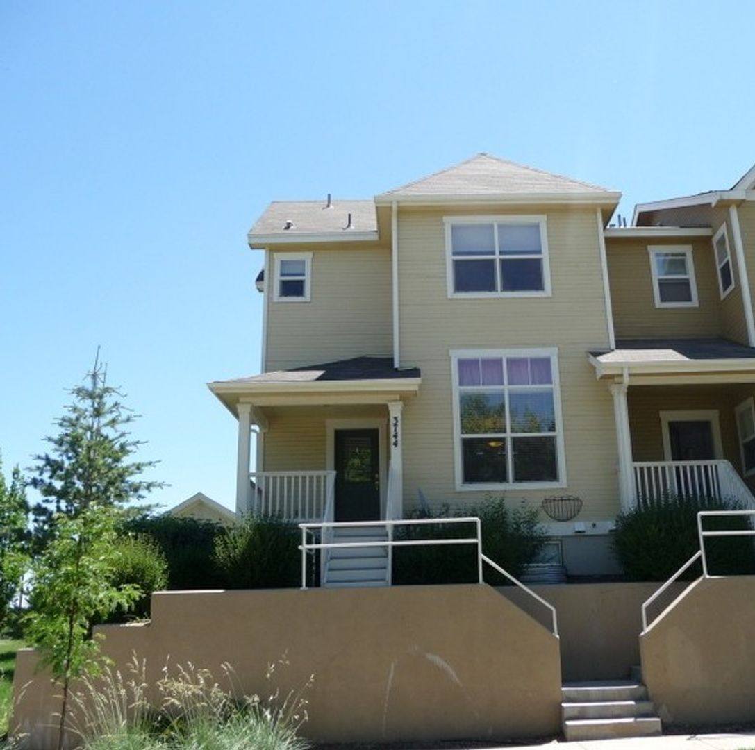 Townhouse for rent at 3744 Wolff St, Denver, CO 80212