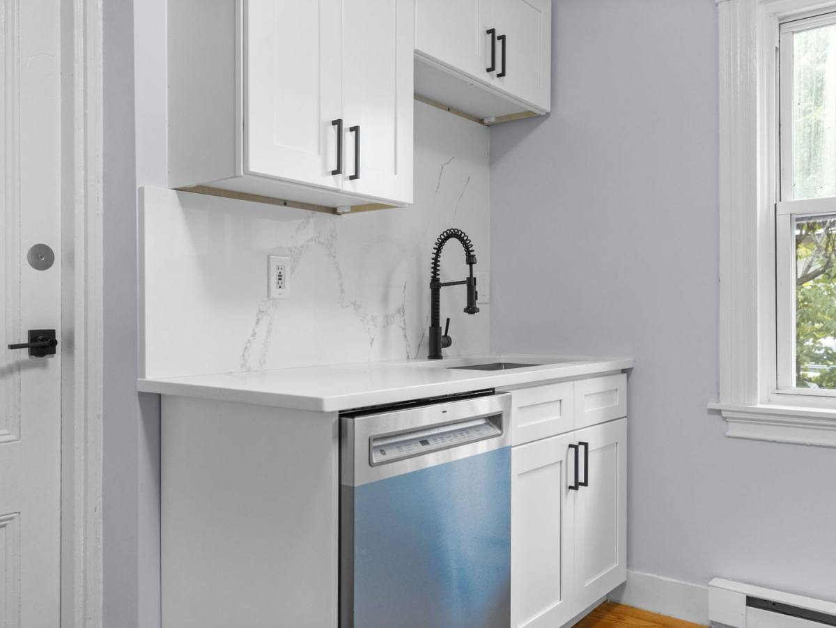 Apartment for rent at 39 Hancock St #202, Somerville, MA 02144