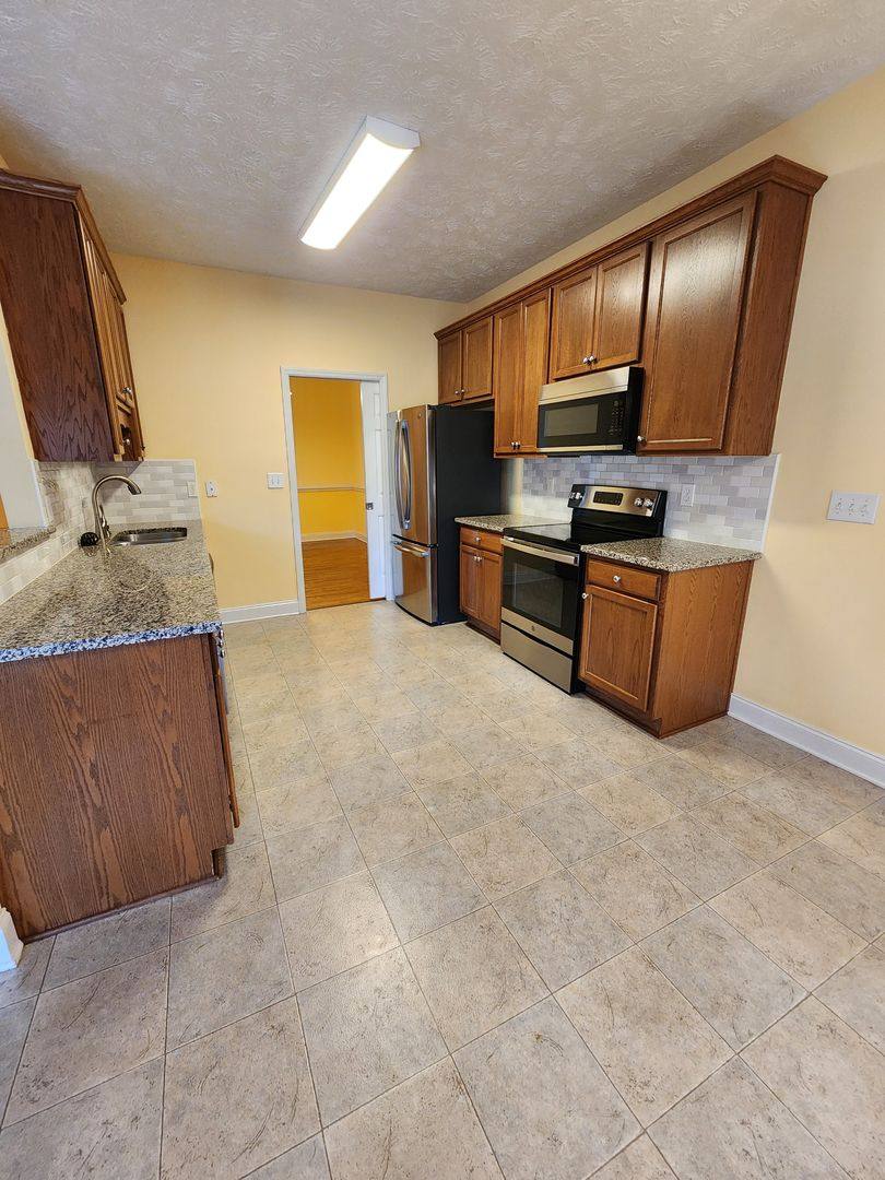Townhouse for rent at 3011 Wetherby Court, Fayetteville, NC 28306