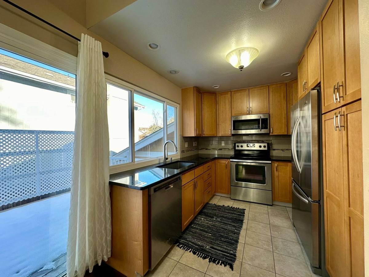 House for rent at 6079 S Kenton Way, Englewood, CO 80111