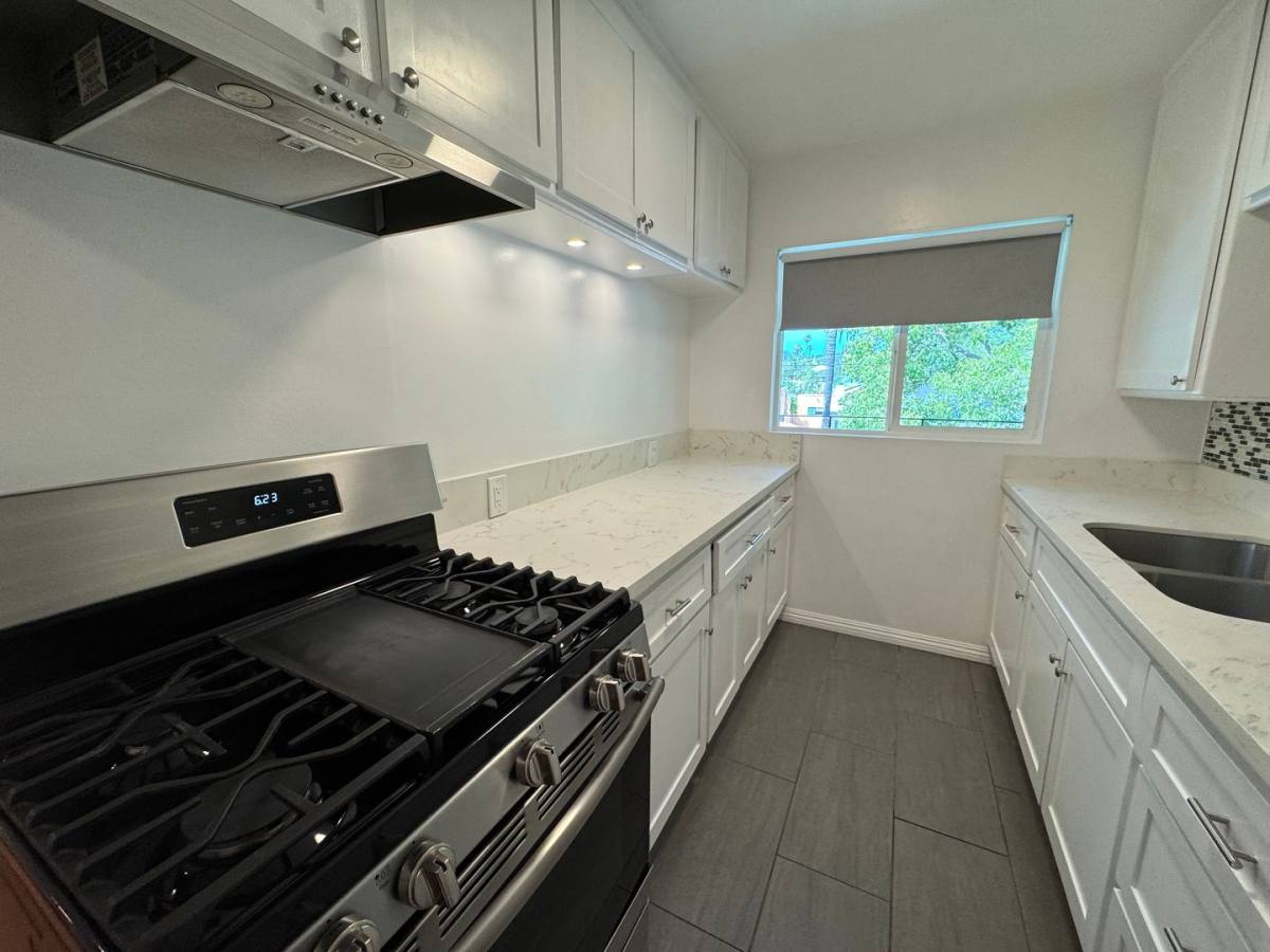 Apartment for rent at 3222 Hollydale Dr, Los Angeles, CA 90039