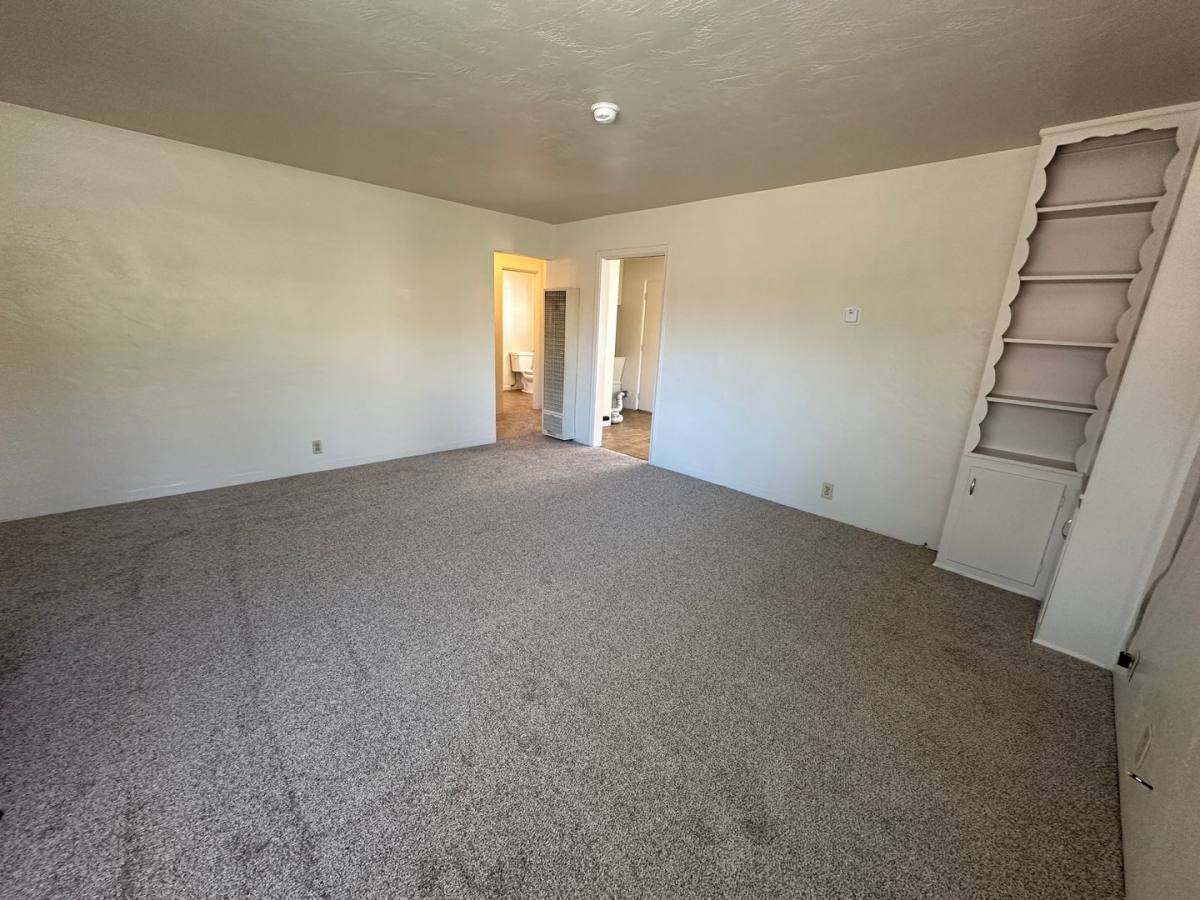 Apartment for rent at 1012 & 1014 Hackberry Ave, Modesto, CA 95350