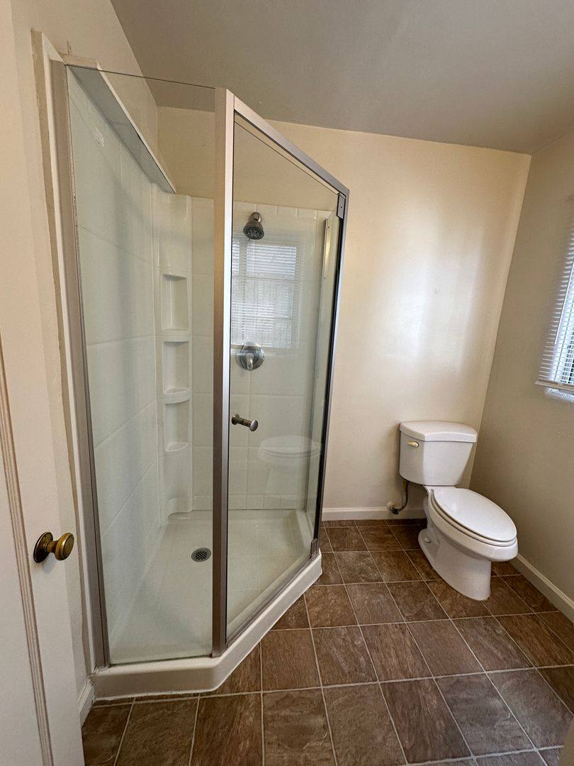 Apartment for rent at 1012 & 1014 Hackberry Ave, Modesto, CA 95350