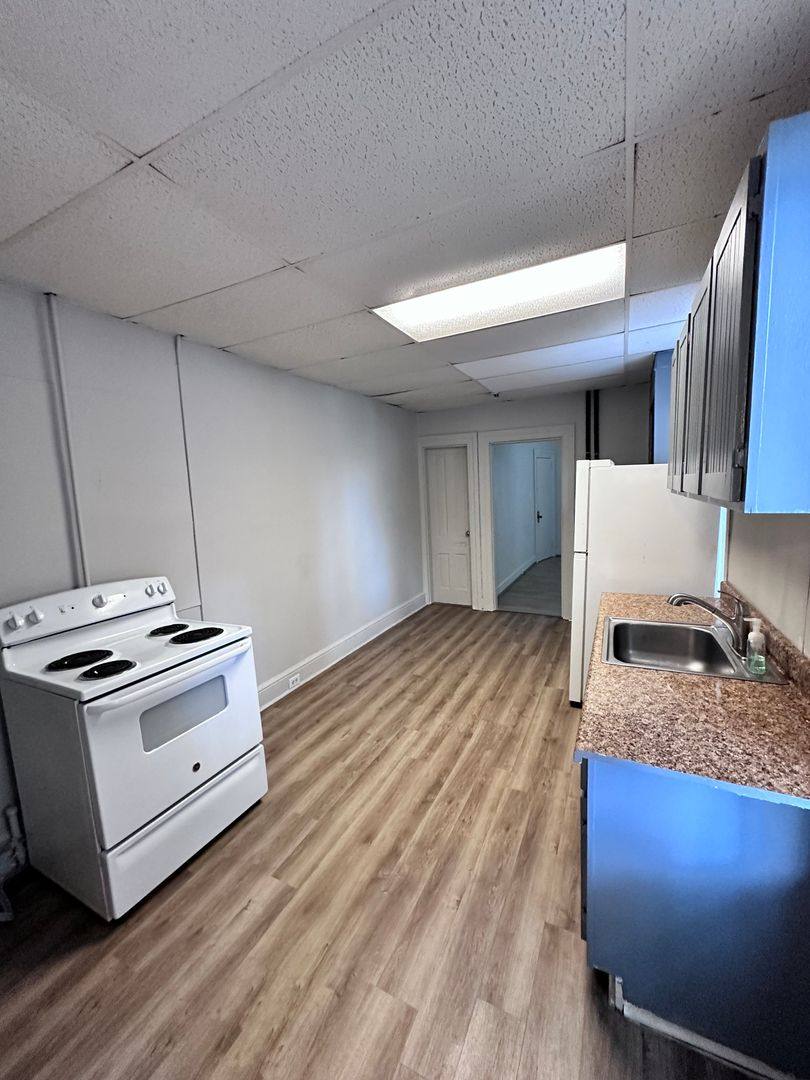 Apartment for rent at 221 S Pine St, York, PA 17403
