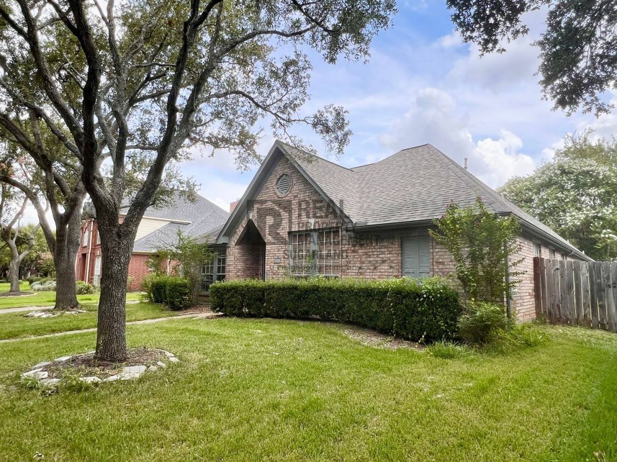 House for rent at 5103 Plantation Colony Dr, Sugar Land, TX 77478