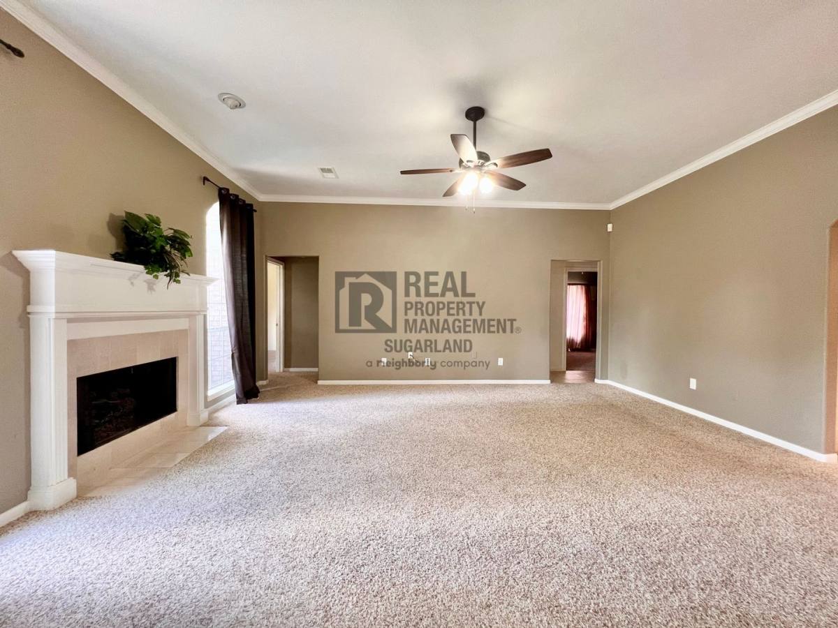 House for rent at 5103 Plantation Colony Dr, Sugar Land, TX 77478