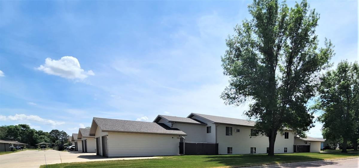 Townhouse for rent at 18th St SW, Watertown, SD 57201