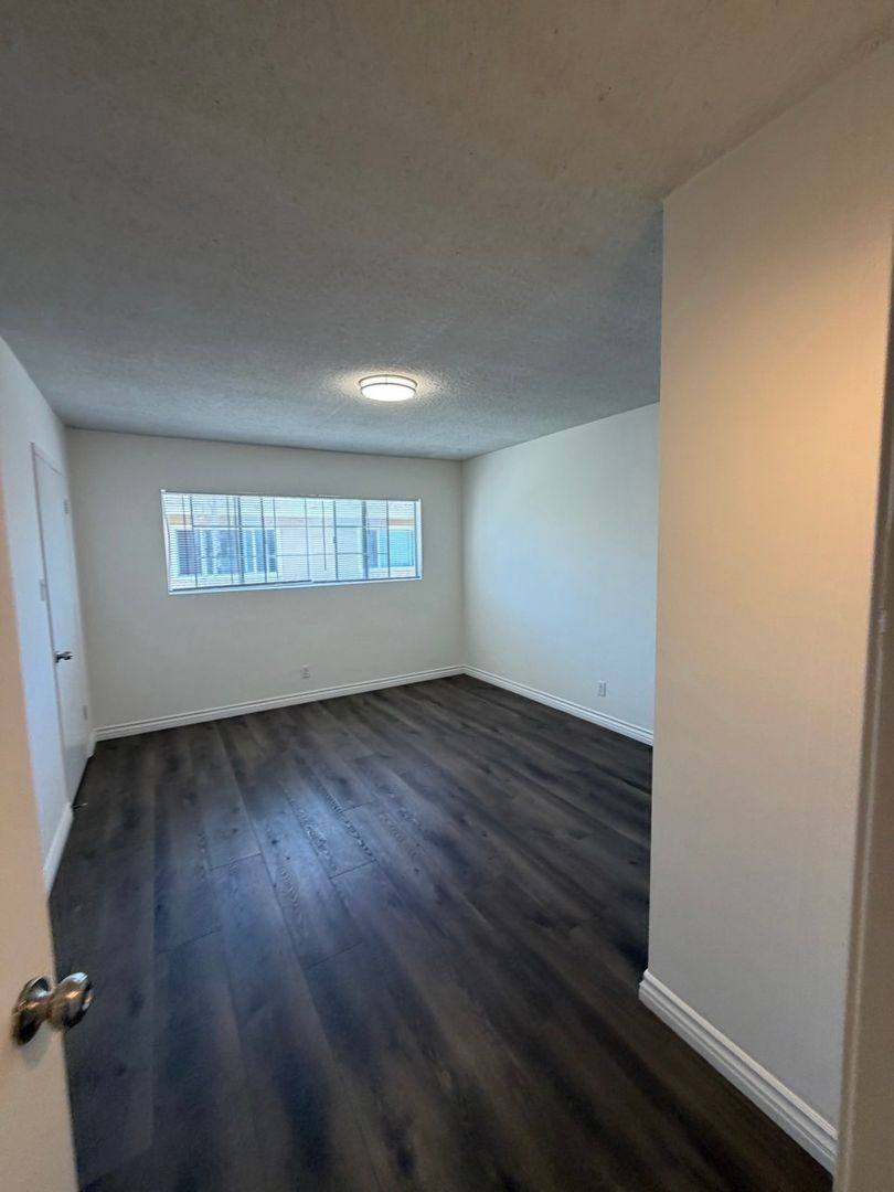 Apartment for rent at 4340 Walnut St, Bell Gardens, CA 90201