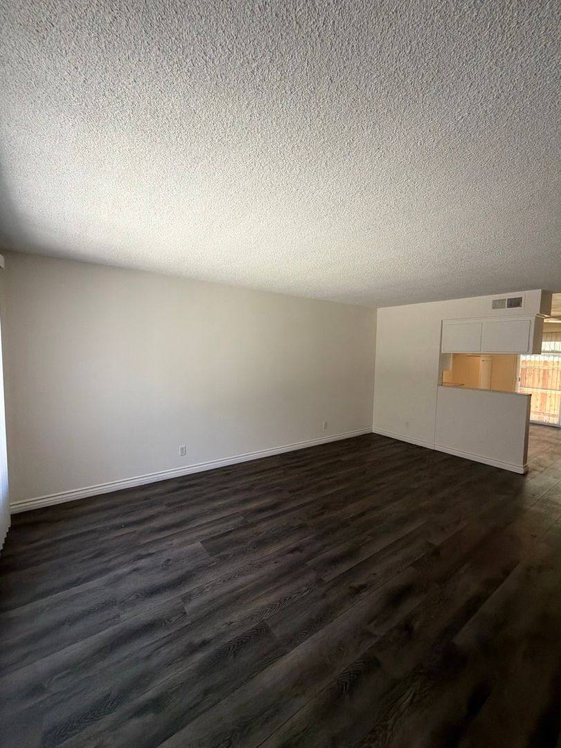 Apartment for rent at 4340 Walnut St, Bell Gardens, CA 90201