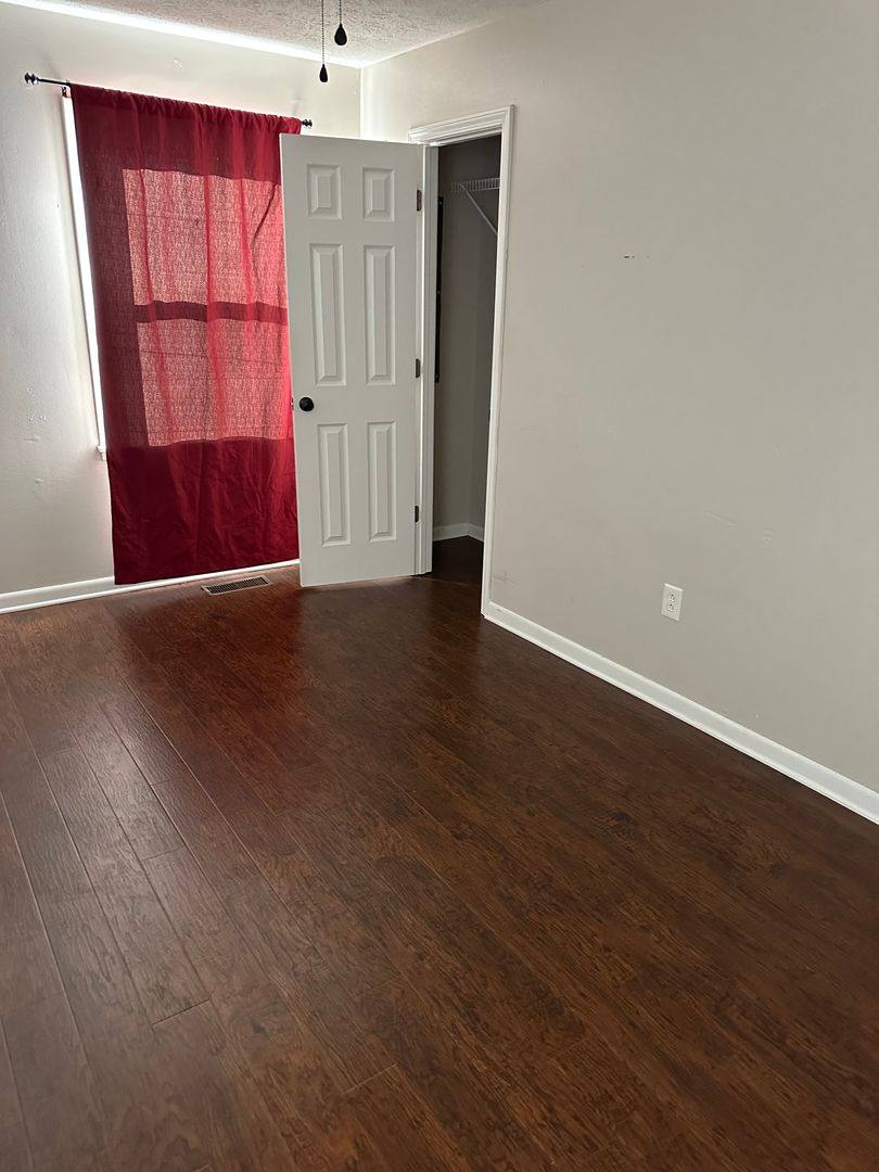 House for rent at 8796 Rich Valley Rd, Bristol, VA 24202
