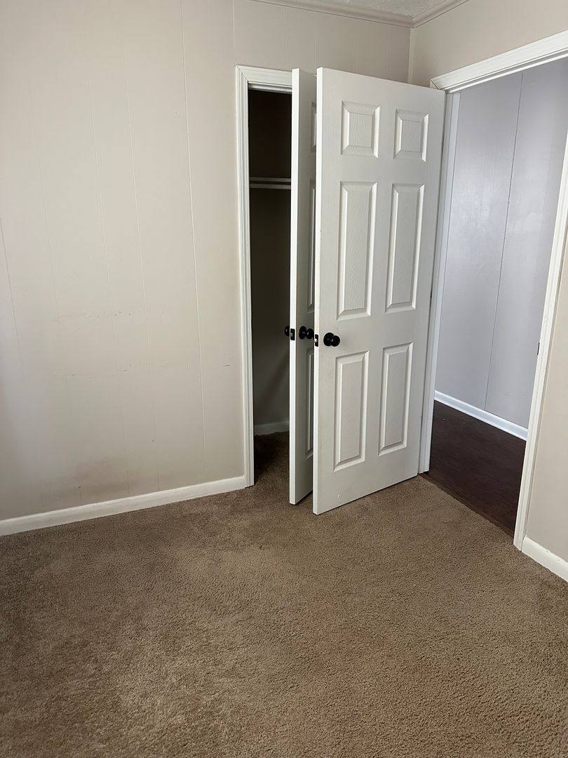 House for rent at 8796 Rich Valley Rd, Bristol, VA 24202