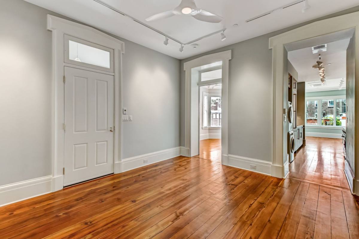 Apartment for rent at 31 E Jones St, Savannah, GA 31401
