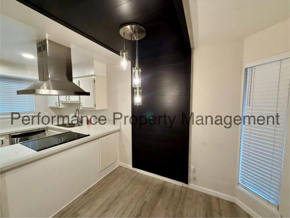 Condo for rent at 4701 Beechwood St, Bakersfield, CA 93309