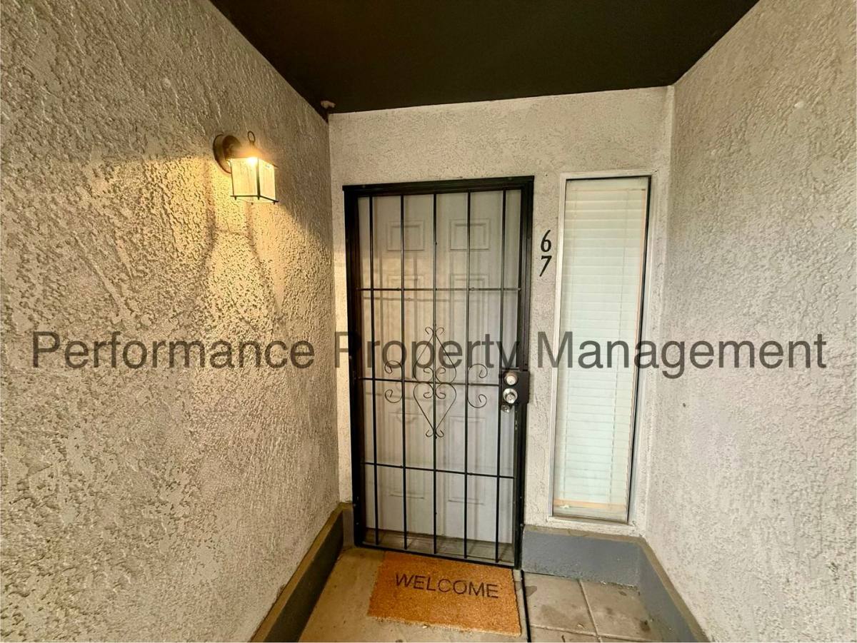 Condo for rent at 4701 Beechwood St, Bakersfield, CA 93309