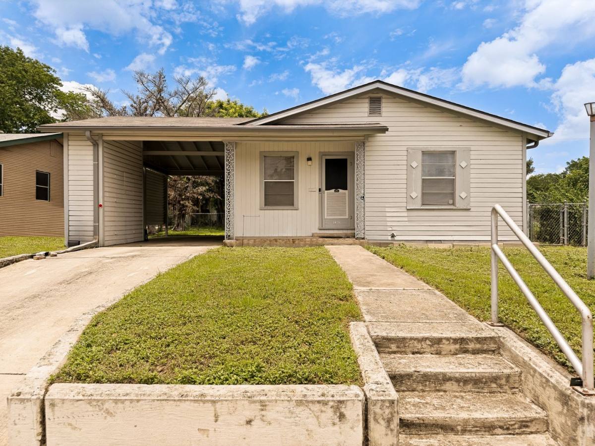 House for rent at 1431 Aransas Ave, San Antonio, TX 78210