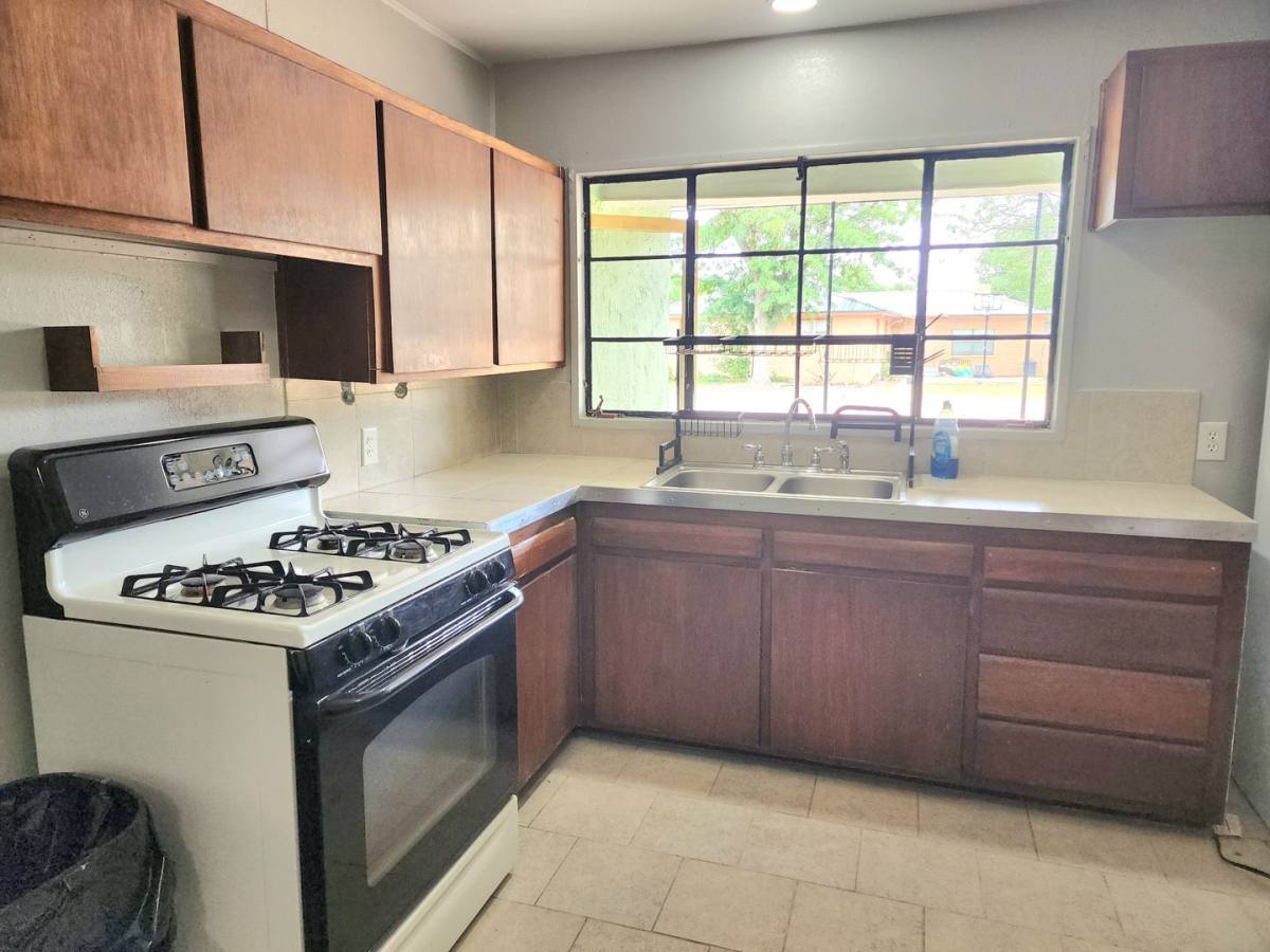 House for rent at 124 New Mexico Dr, Portales, NM 88130