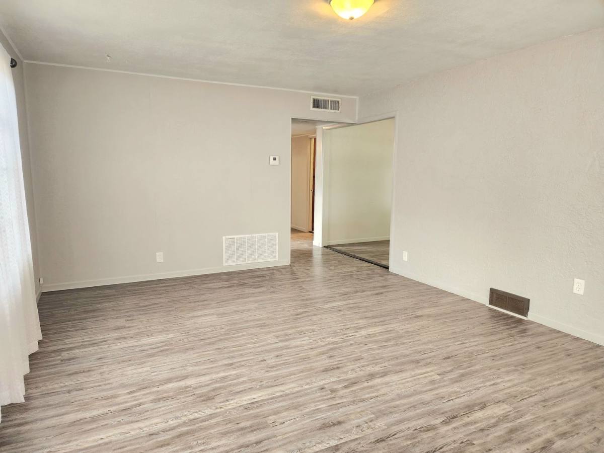 House for rent at 124 New Mexico Dr, Portales, NM 88130