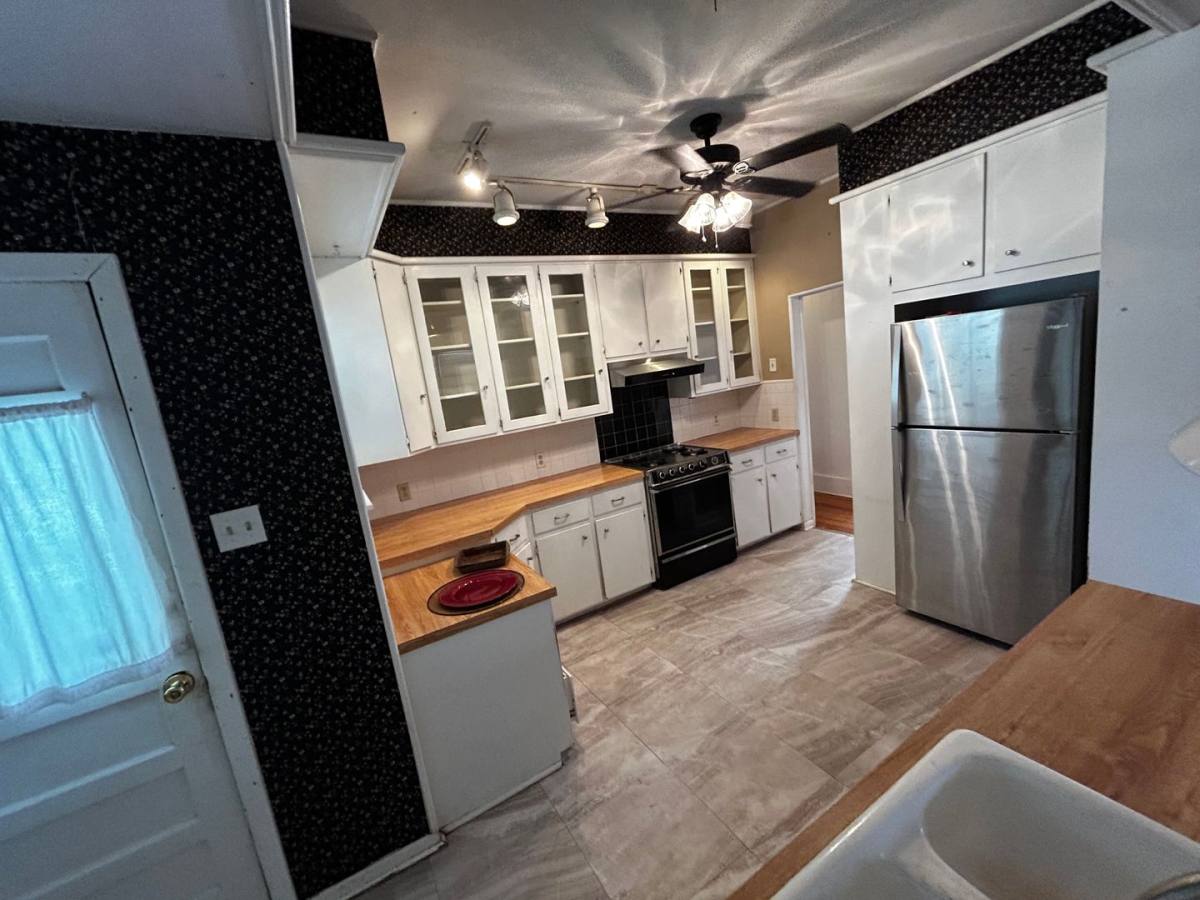 House for rent at 826 En 15th St, Abilene, TX 79601