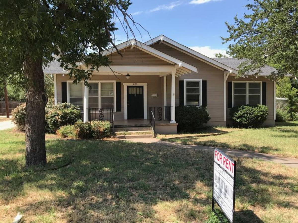 House for rent at 826 En 15th St, Abilene, TX 79601