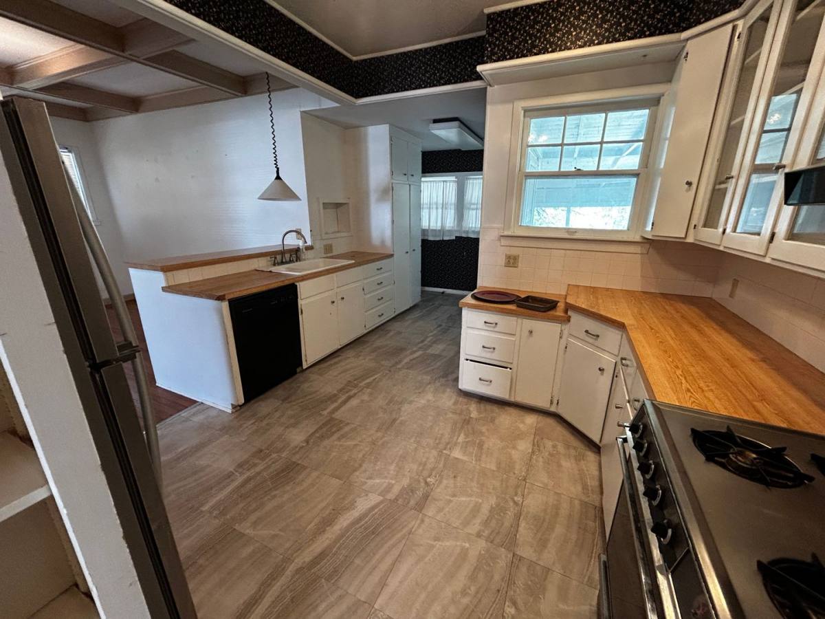 House for rent at 826 En 15th St, Abilene, TX 79601