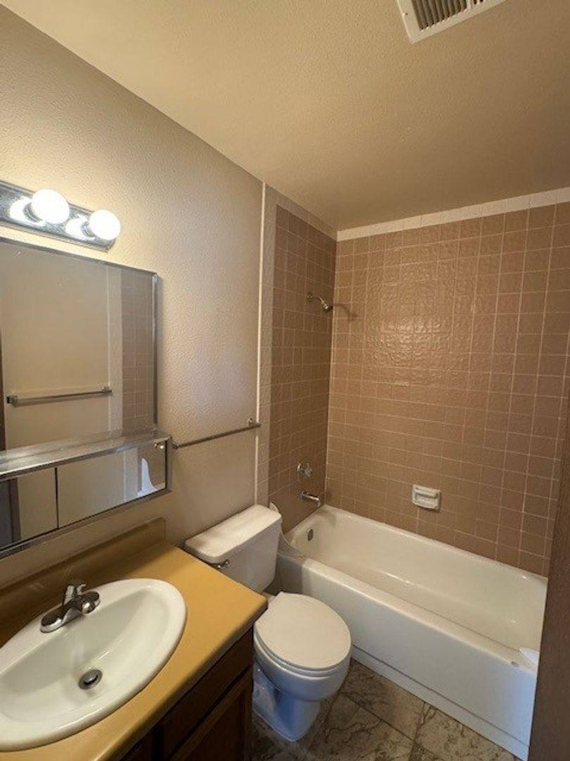 Apartment for rent at 2227 Arapahoe Ave, Boulder, CO 80302
