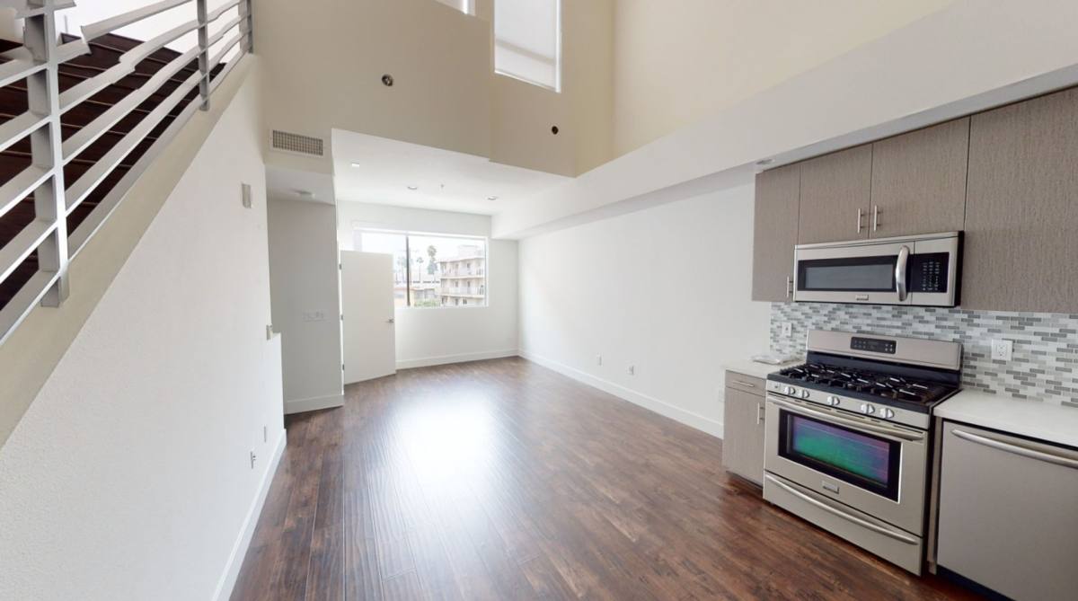 Apartment for rent at 4270 S Lindblade Dr, Los Angeles, CA 90066