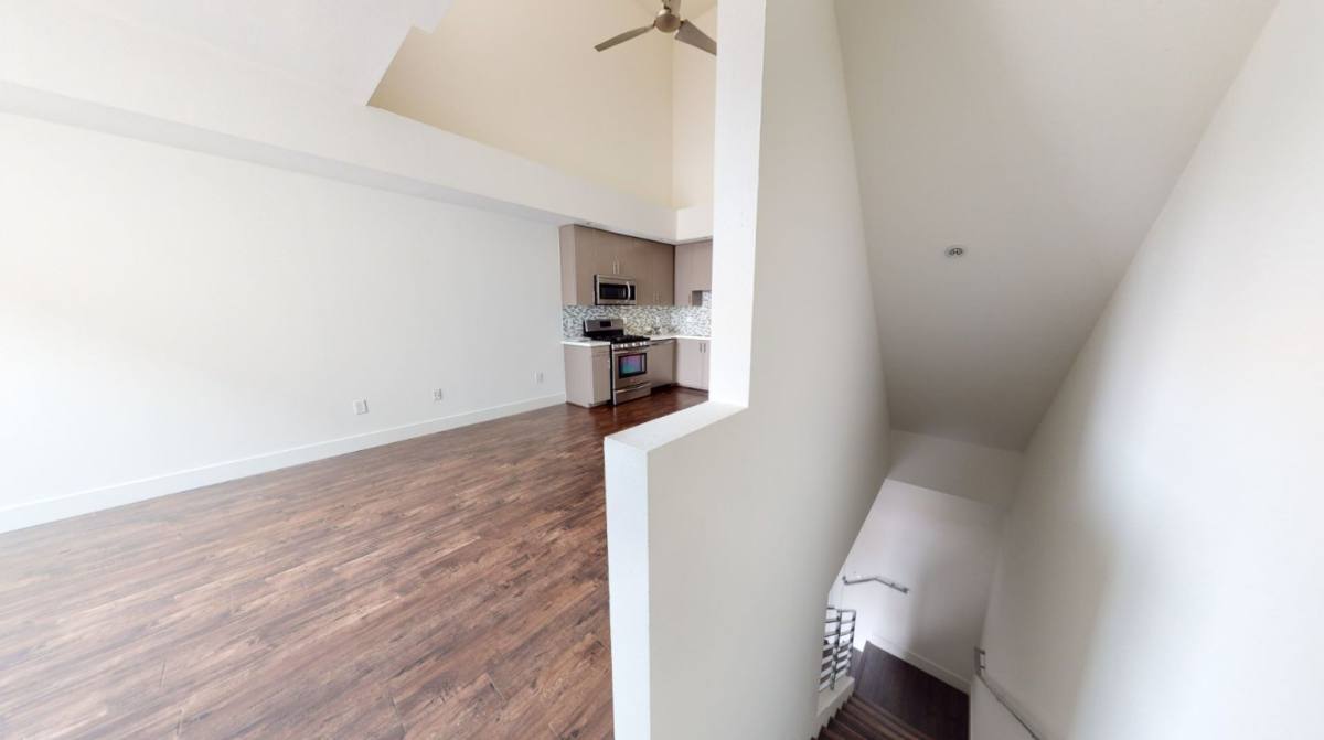 Apartment for rent at 4270 S Lindblade Dr, Los Angeles, CA 90066