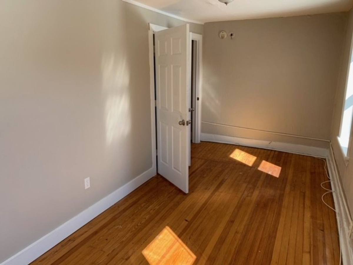 Apartment for rent at 112 E Mount Airy Ave, Philadelphia, PA 19119