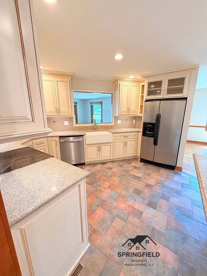 House for rent at 1182 E Evans, Springfield, MO 65810