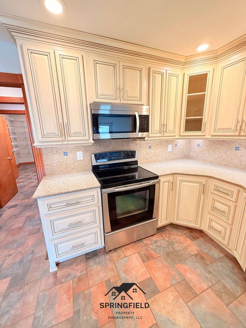 House for rent at 1182 E Evans, Springfield, MO 65810