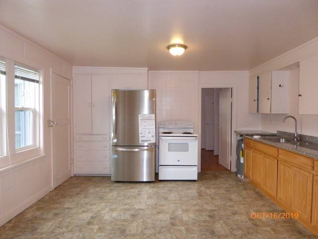 House for rent at 1407 NW 54th St, Seattle, WA 98107