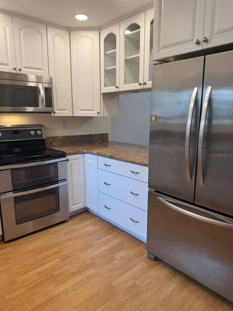 Condo for rent at 658 Racquet Club Circle, Rohnert Park, CA 94928