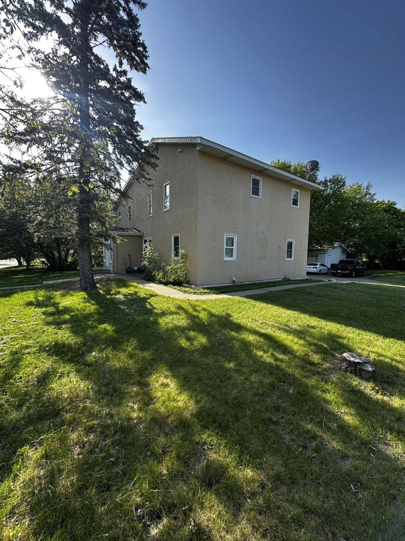 Apartment for rent at 802 Quince St, Brainerd, MN 56401
